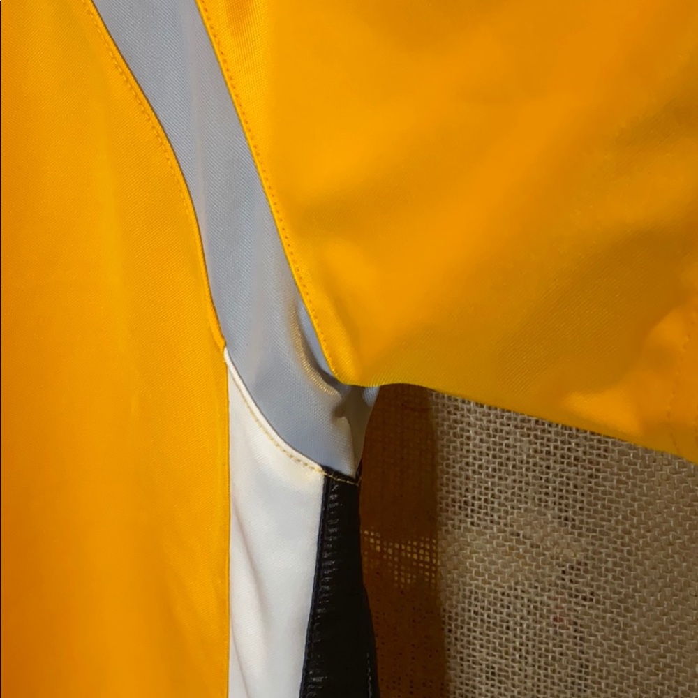 BCG athletic top - Picture 4 of 6